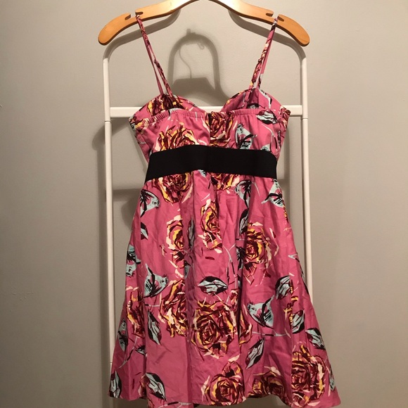 Floral Dress • F21 - Picture 5 of 11